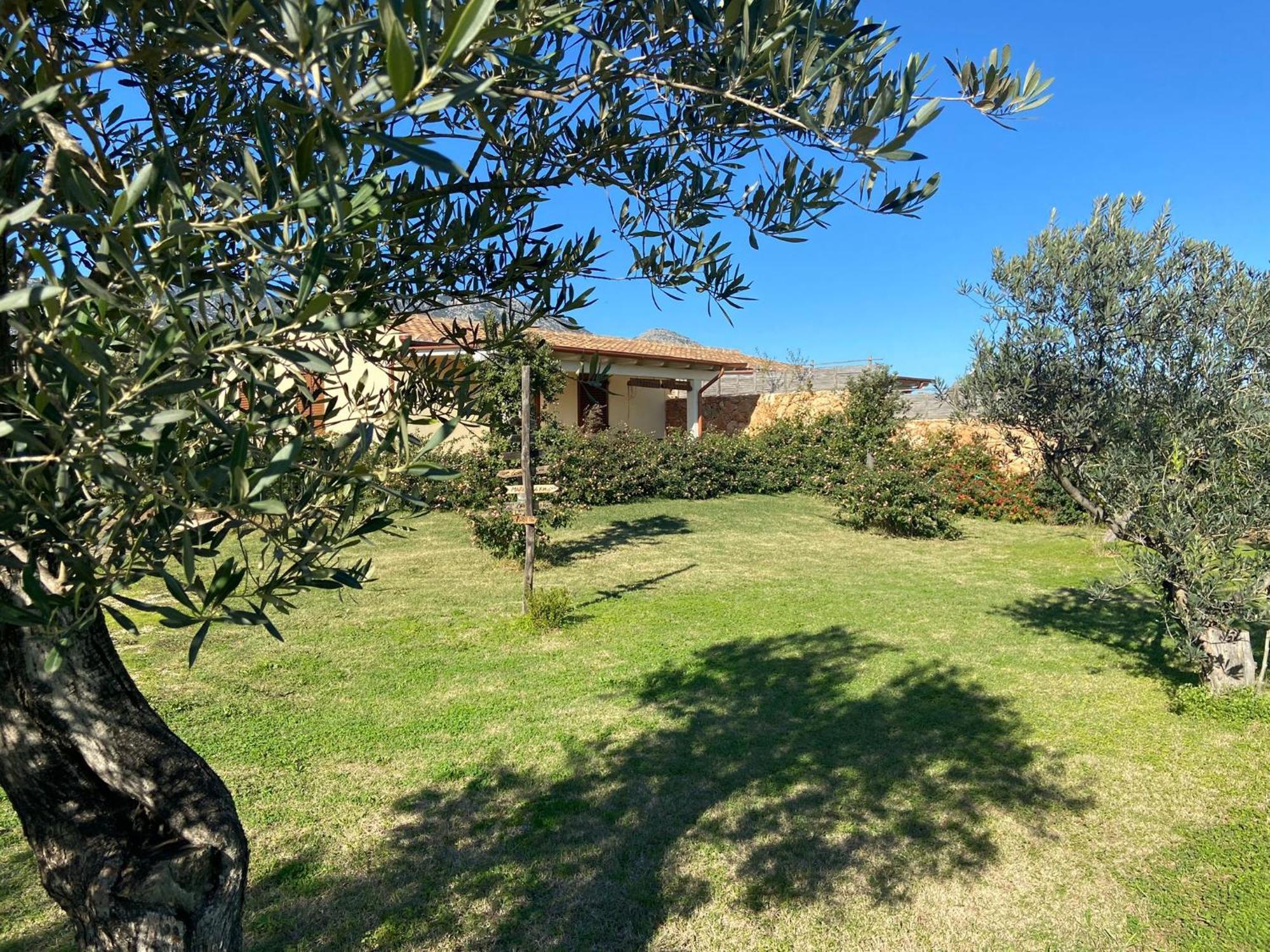 Villa Aratha オロゼーイ エクステリア 写真